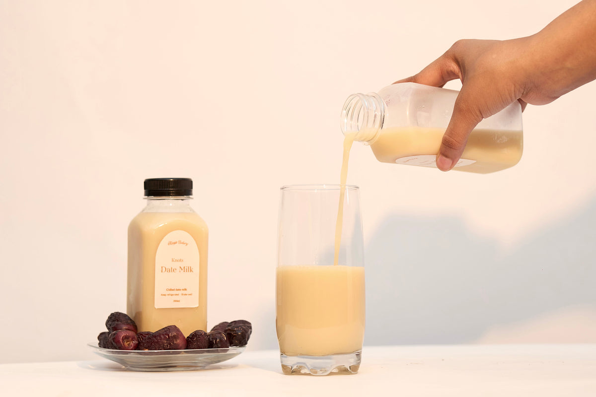 Date Milk
